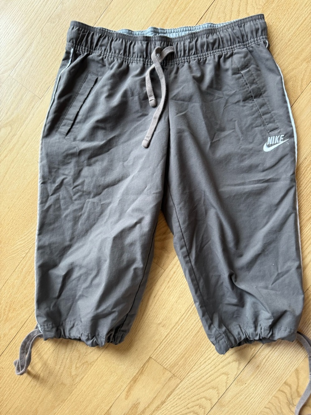 Nike Brown/Gray Drawstring Capri Joggers